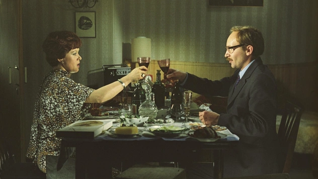 Очень сложный тест, из смотревших в СССР не пройдет никто: угадайте советскую комедию «Служебный роман»