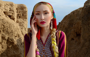 Красить волосы, делать маникюр, водить машину и другие табу для женщин в Туркменистане — в это сложно поверить