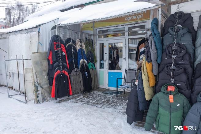 Одежду можно найти для всех членов семьи | Источник: Артем Бауман / 76.RU