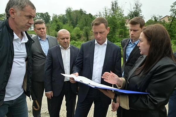 Мэров оценивают журналисты, политологи экономисты | Источник: sochi.ru