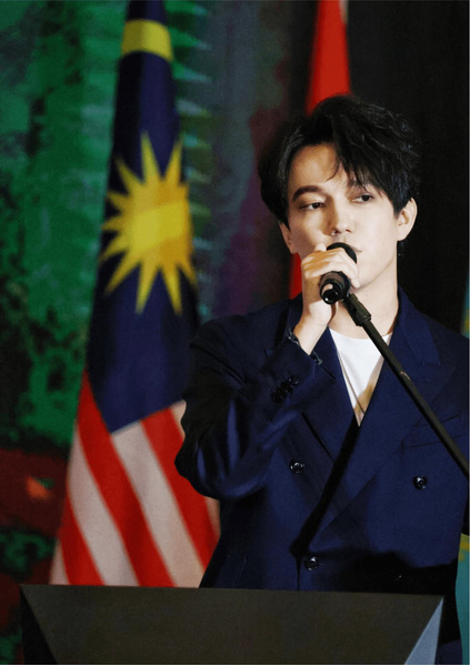 Малайзияда Димашқа орындаушылық шеберлігі үшін медаль табысталды