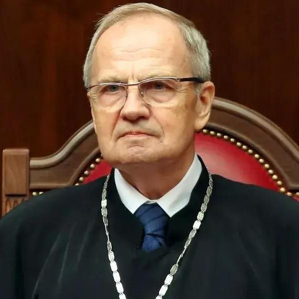 <p>Валерий Зорькин</p>