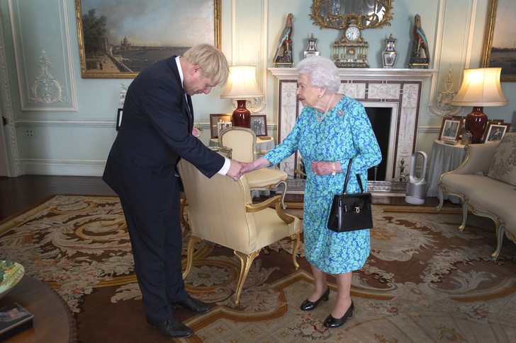 Любовницу нового премьер-министра Бориса Джонсона не пустили в Букингемский дворец на встречу с королевой Елизаветой