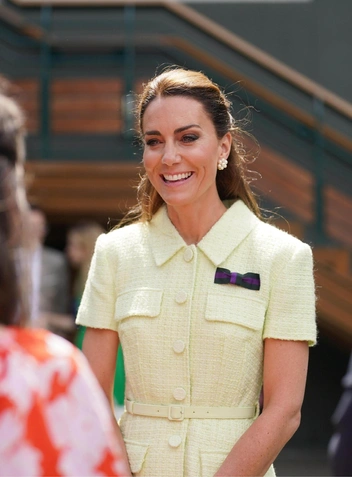 Кейт Миддлтон в платье Self-Portrait