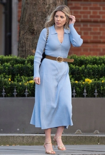 Молли Кинг в Лондоне | marieclaire.ru