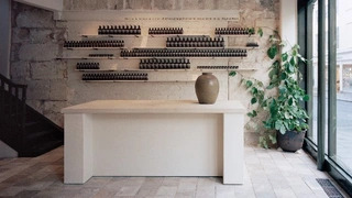 Светлый бутик Aesop в Бате