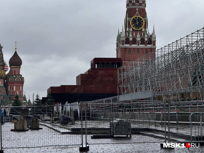 В Москве закрыли Мавзолей Ленина | Источник: Дмитрий Толстошеев / MSK1.RU