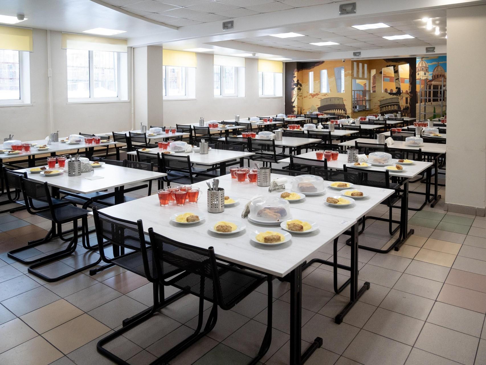 Лицей под Казанью обвинили в массовом отравлении школьников. СК возбудил уголовное дело