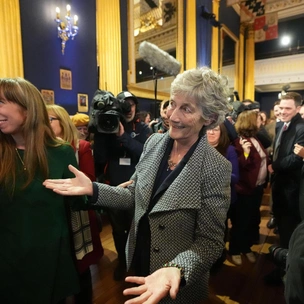 Кэтрин Коннолли: психолог, феминистка, а теперь — женщина-президент Ирландии