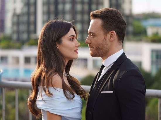 Стала известна главная героиня российской версии сериала «Постучись в мою дверь»