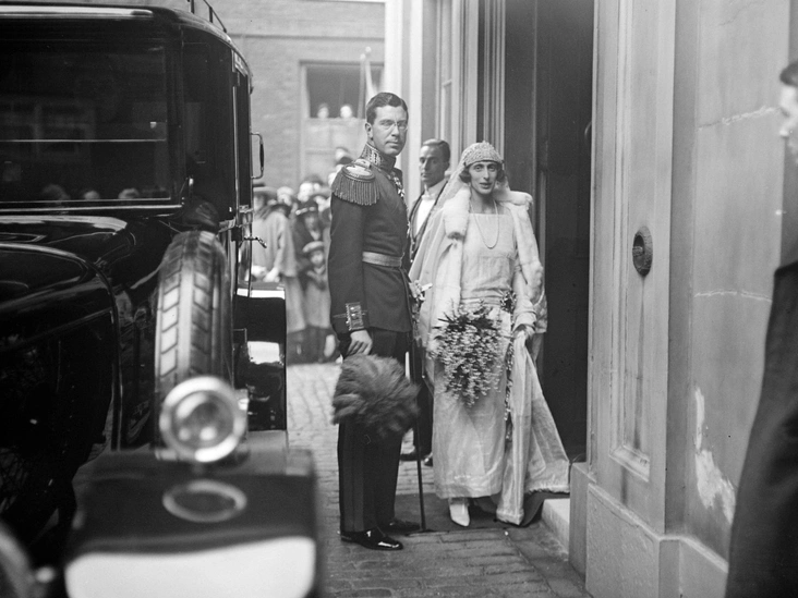 3 ноября 1923 года принц Швеции Густав Адольф женился на леди Луизе Маунтбеттен, правнучке британской королевы Виктории и племянницы Александры Федоровны