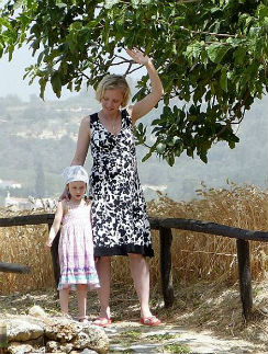 Ксения Басилашвили с дочкой Мариникой