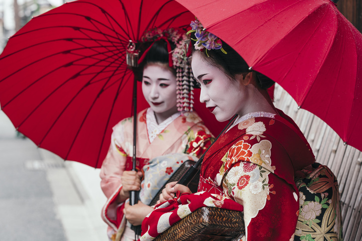Совсем не соблазнительно: как на самом деле одевались японские гейши