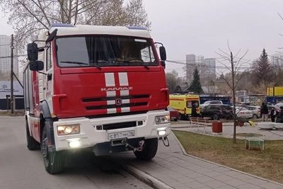 В Екатеринбурге из горящей многоэтажки эвакуировали 30 человек