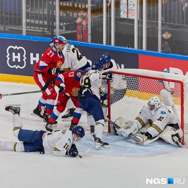 Завершился кубок победой сборной России над сборной Казахстана | Источник: Александр Ощепков / NGS.RU