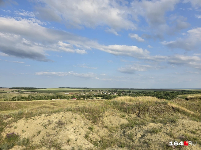 Вид на село Карякино с местного карьера | Источник: Семен Коротов-Майбах / 164.RU