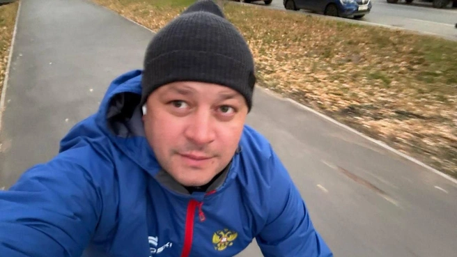 Мавлиев рассказывал, что велосипед идеально подходит для незаметных инспекций состояния районов города | Источник: Ратмир Мавлиев / T.me