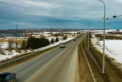 В Соликамске друг переехал товарища на крыше авто