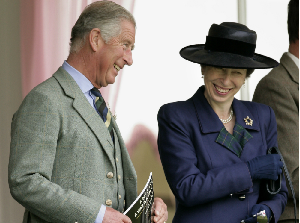 Принц Чарльз и принцесса Анна, 2010 год | marieclaire.ru