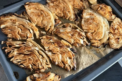 Евгения Кривцова раскрыла рецепт капустных стейков