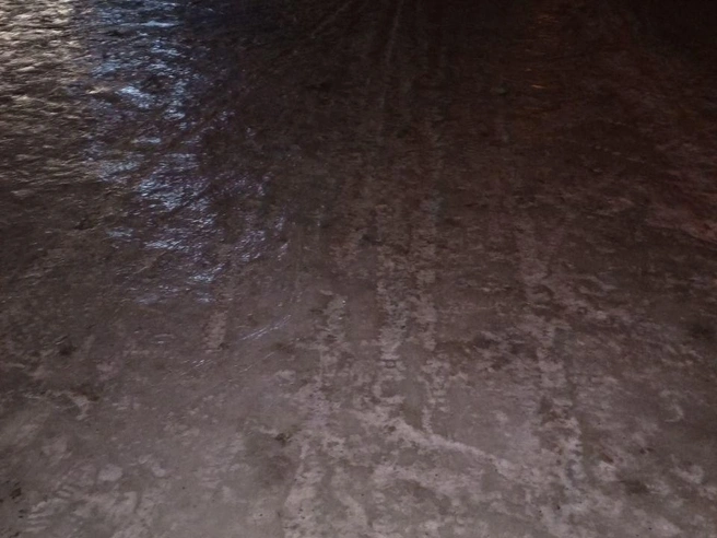 Улица превратилась в каток | Источник: читатель НГС