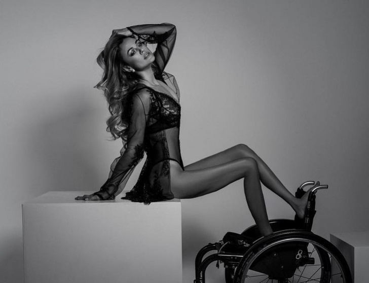 «Первые 4 года после аварии в зеркало я почти не смотрела»: «Мисс мира на коляске» Ксения Безуглова о полной и счастливой жизни с инвалидностью
