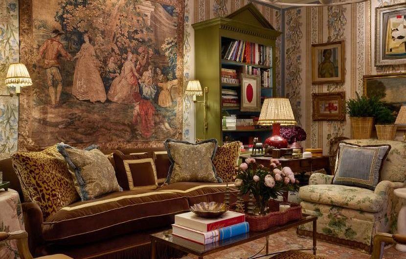«Уединенная комната» от Sean Symington Design и Zardi & Zardi. Кресла перетянуты тканью Eaton Check от Colefax and Fowler. Люстра, Porta Romana. Ковер, Stark Carpet. | Источник: Джеймс Макдоналд