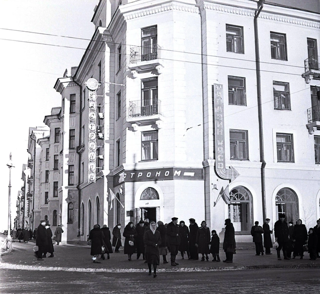 А вы знали, что ширина улицы Победы&nbsp;— 50 метров? | Источник: фотофонд Самарского областного государственного архива социально-политической истории