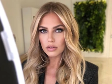 Впадина, рубцы, слезла кожа: оперировавший Дакоту и Айзу звездный хирург изуродовал уфимку за 900 тысяч