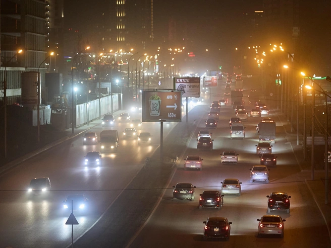 Пылевое облако по внешнему виду напоминает густой туман | Источник: Александр Ощепков