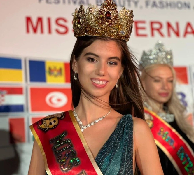 Девушка из Самары победила на международном конкурсе красоты Miss World Beauty. Смотрим фото красавицы! | maximonline.ru