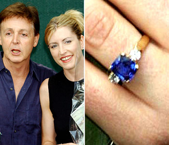 Теперь уже бывшая жена Пола Маккартни могла похвастаться исключительной красоты бриллиантовым кольцом с сапфиром в центре. Но она им явно не дорожила - Хизер регулярно теряла кольцо.