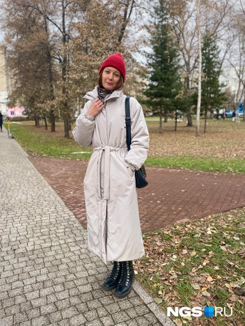 На осень сибирячка купила себе это пальто — нашла на Wildberries за 9 тысяч рублей | Источник: Алёна Золотухина / NGS.RU