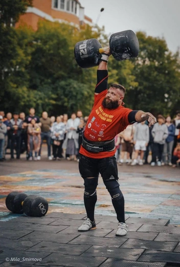 В спортивную карьеру его привел спор с другом | Источник: личный архив Дмитрия Скосырского