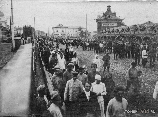Проспект Ленина. Участок между Театром драмы и филармонией. 1917 год  | Источник: «Град над Томью | История Томска»
