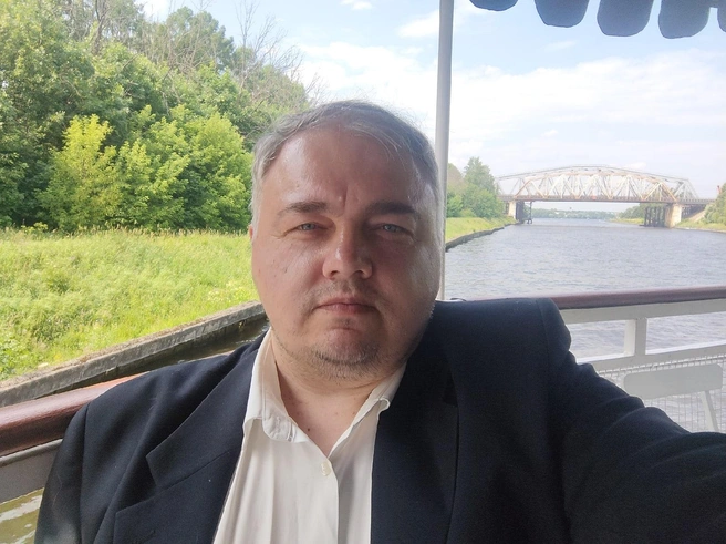 По словам Романа, ковид и введенный карантин разрушили его планы по продвижению в шоу-бизнесе | Источник: Роман Бурцев / VK.com