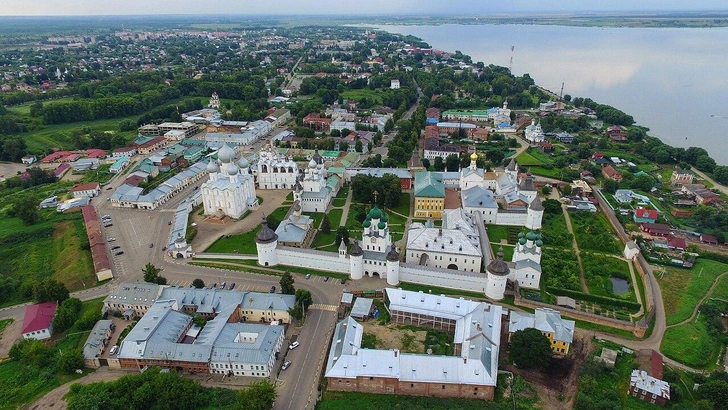 Ростовский кремль | Источник: Шелковников Евгений Анатольевич, CC BY-SA 4.0, через Викисклад