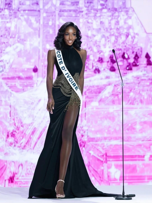 Источник: ophelymezinooff / Instagram.com (экстремистская организация, деятельность запрещена на территории РФ)