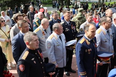 Начальник УМВД Пензенской области почтил память героев Великой Победы