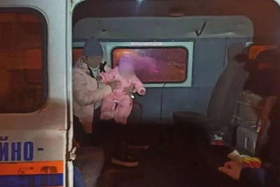 Спасатели вызволили семью с детьми из снежной ловушки в Сочи