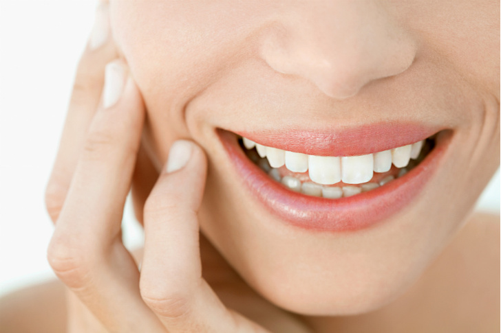 Как отбелить зубы: выбираем подходящий метод
