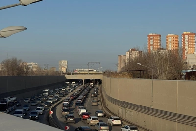 Вечерние пробки парализовали дороги Тулака в Волгограде