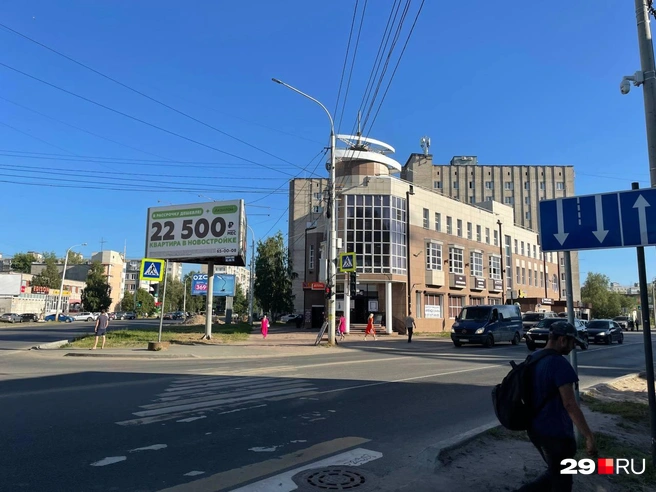 В здании располагается отель «Флагман», его продают со всем оборудованием | Источник: Антон Данилов / 29.RU 