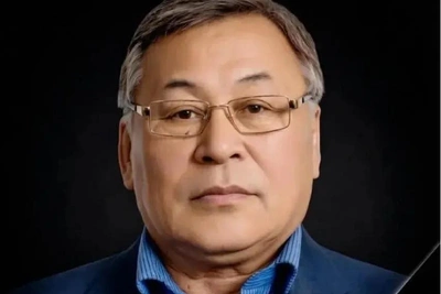 Скончался автор Конституции Якутии Владимир Данилов