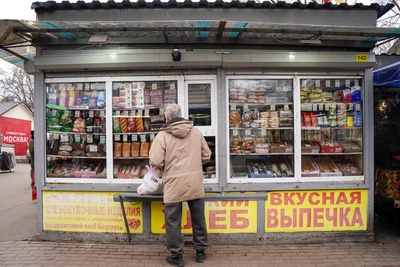 У туляков конфисковали ларек и авто за подделку сигарет