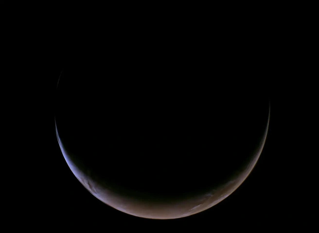 Космический аппарат NASA совершил пролет мимо Марса и запечатлел уникальный вид на Красную планету | Источник: NASA
