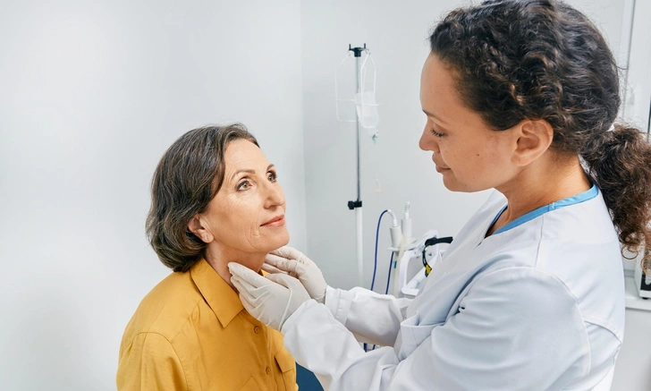 Весенний гипотиреоз: почему щитовидка «засыпает» после зимы и как ее разбудить | Источник: iStockphoto/peakSTOCK