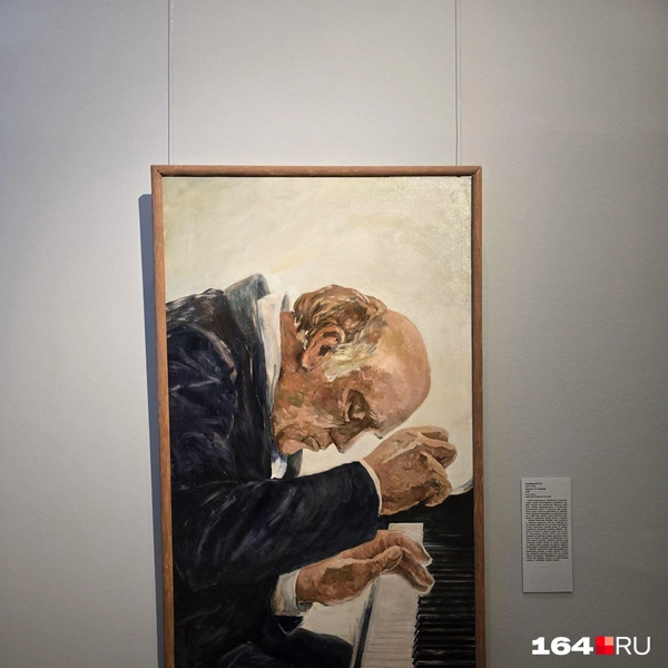 Здесь изображен великий пианист Святослав Рихтер | Источник: Семен Коротов-Майбах / 164.RU