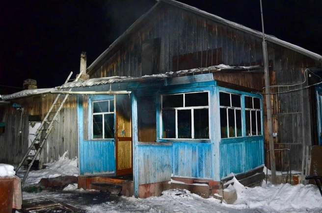 Двухлетний мальчик погиб на пожаре в Тулуне. Ещё трое детей — в больнице | Источник: СУ СКР по Иркутской области