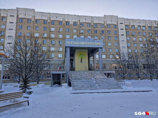 В Саратовскую областную больницу госпитализируют пациентов из всех районов области | Источник: Виктория Федорова / 164.RU